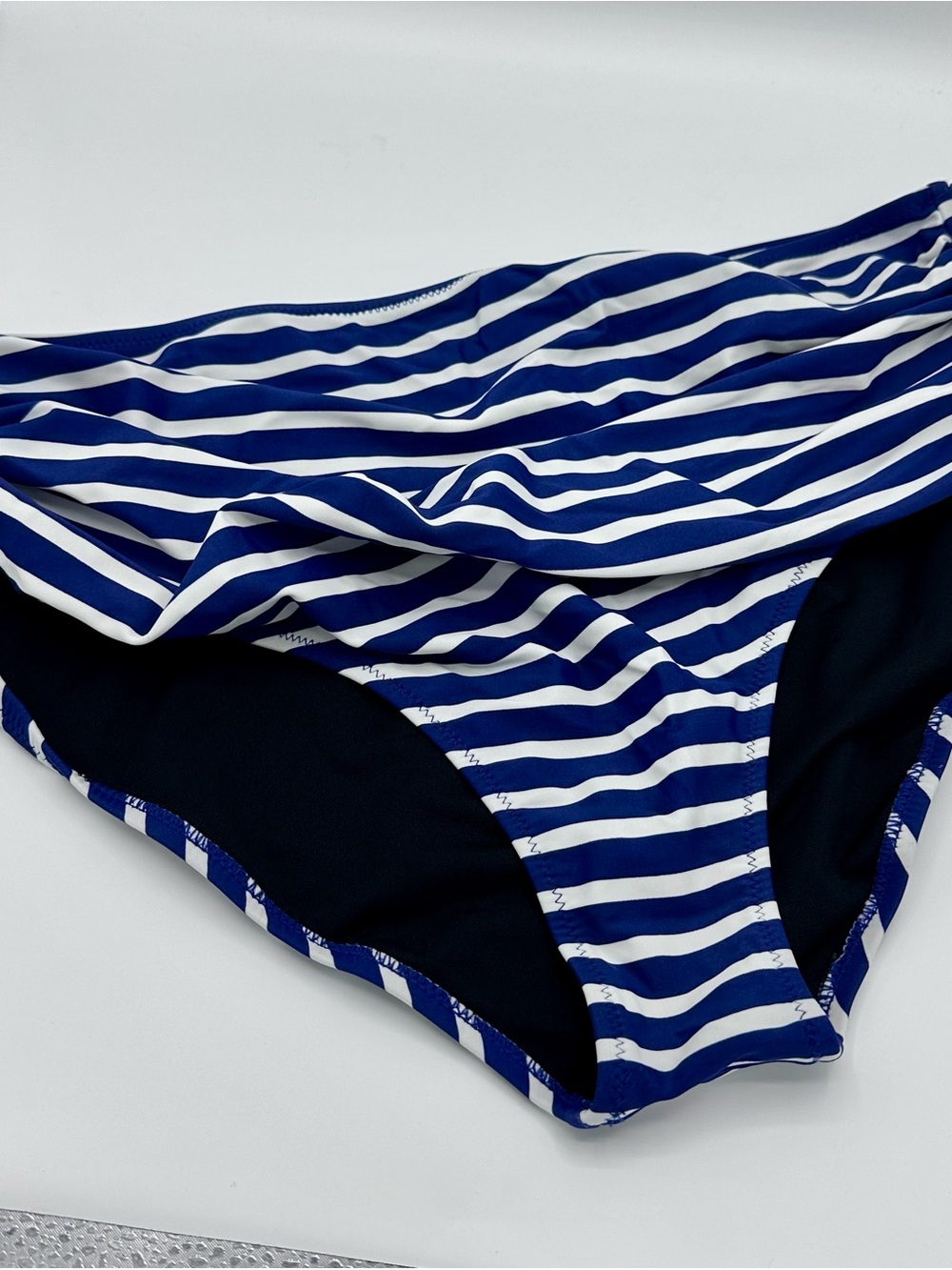 Striped Blue & White Bikini Bottom Size XL (1321)